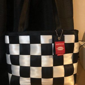 Black and White Harveys Seatbelt Large Tote